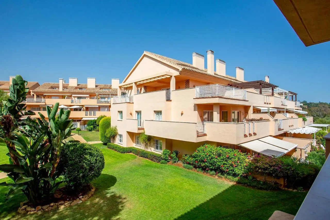 Beautiful Apartment With Big Terrace And Access To 3 Pools Elviria Marbella 0*,