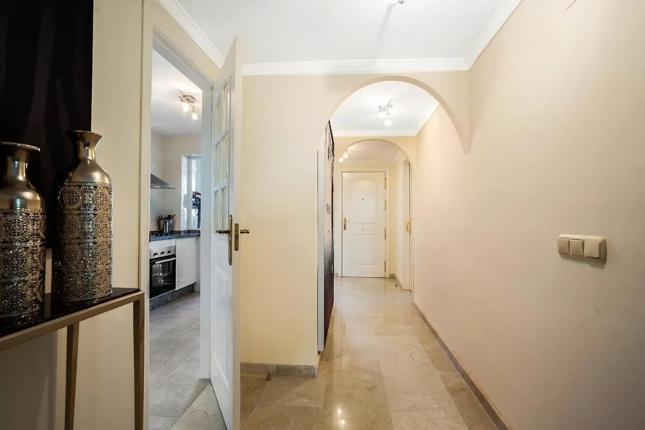 Beautiful Apartment With Big Terrace And Access To 3 Pools Elviria Marbella